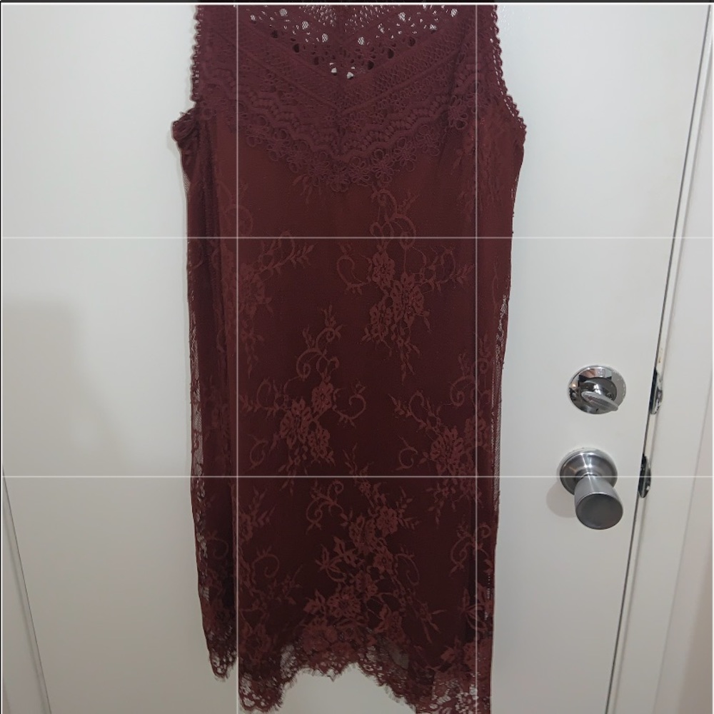 Dress - Picture 3 of 3